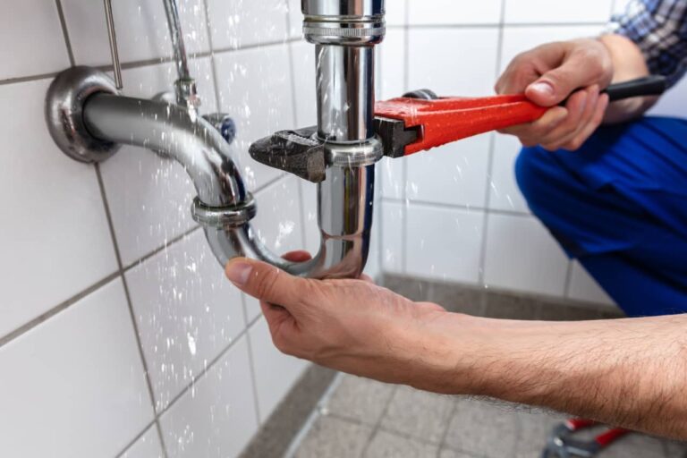 6 Household Plumbing Mistakes Homeowners Should Stay Away From