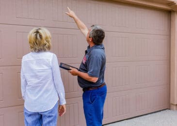 How Much Money Does it Cost to Repair A Garage Door?