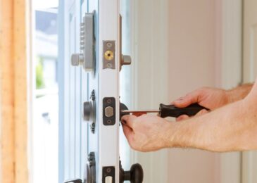 The Fundamentals of Installing a Door Lock